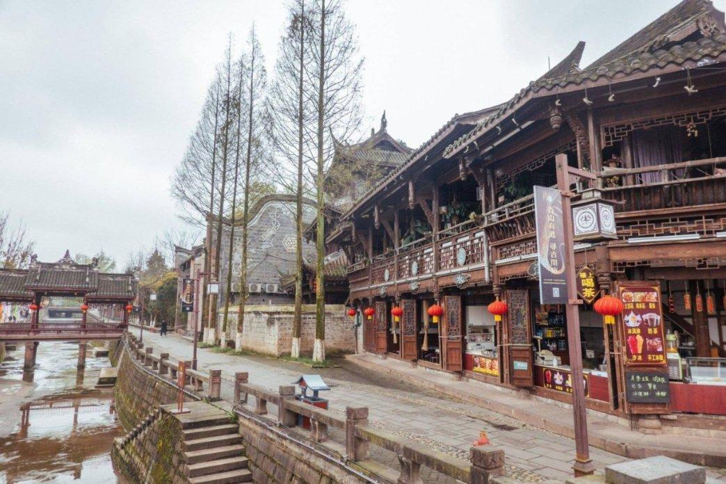 邮报:英力士高管离任自行车队负责人专注曼联,现在他负责审计