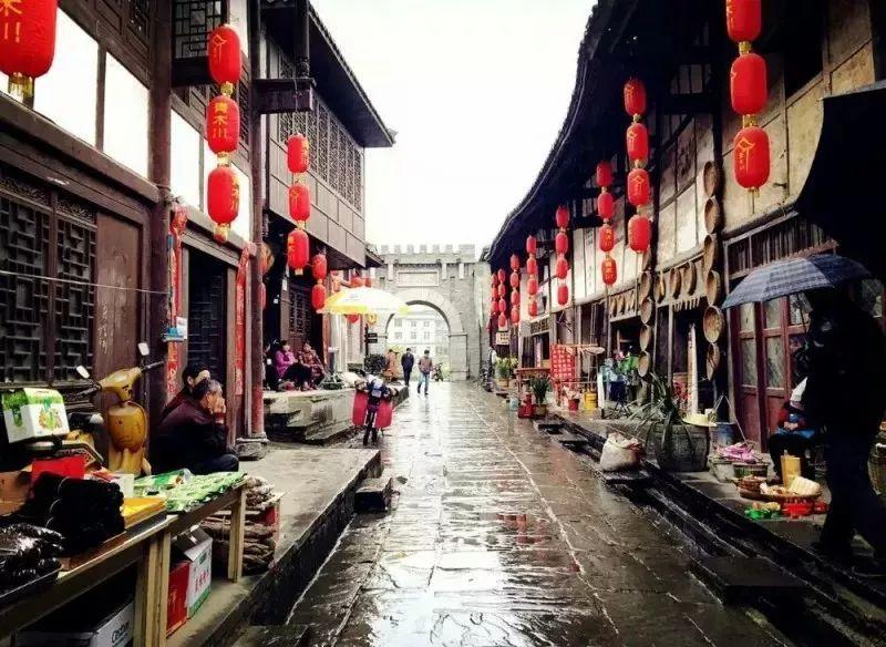 坦克出行